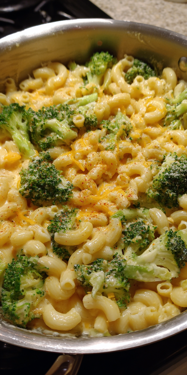 Healthy One Pot Broccoli Mac & Cheese served warm with cozy spices
